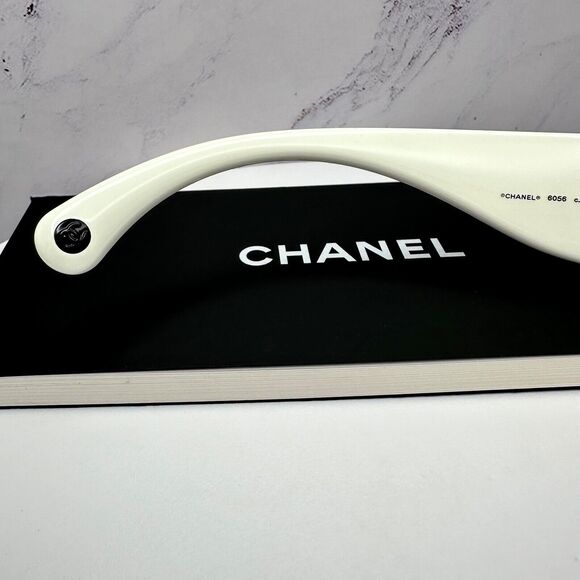 NEW CHANEL Sunglasses Cat Eye Black White - Picture 15 of 16